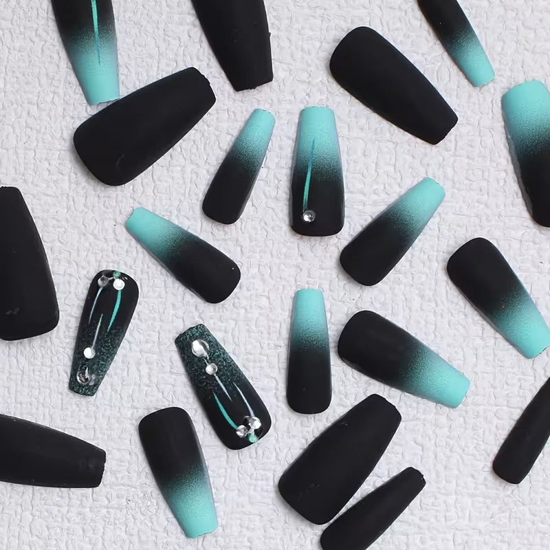 Autumn and Winter Blue-Black Gradient